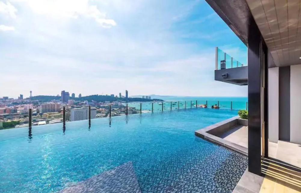 The Base Central Pattaya Quiet King-Bed With Infinity Pool & Free Netflix! Esterno foto