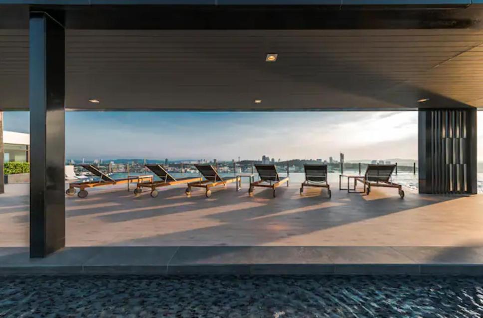 The Base Central Pattaya Quiet King-Bed With Infinity Pool & Free Netflix! Esterno foto