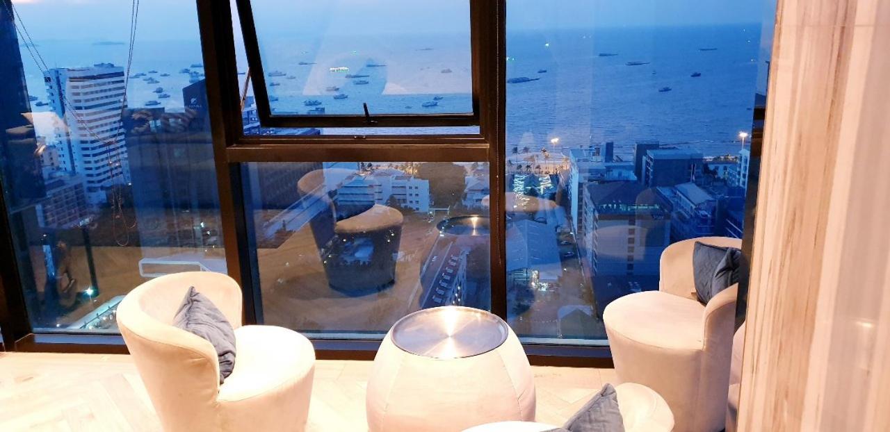 The Base Central Pattaya Quiet King-Bed With Infinity Pool & Free Netflix! Esterno foto