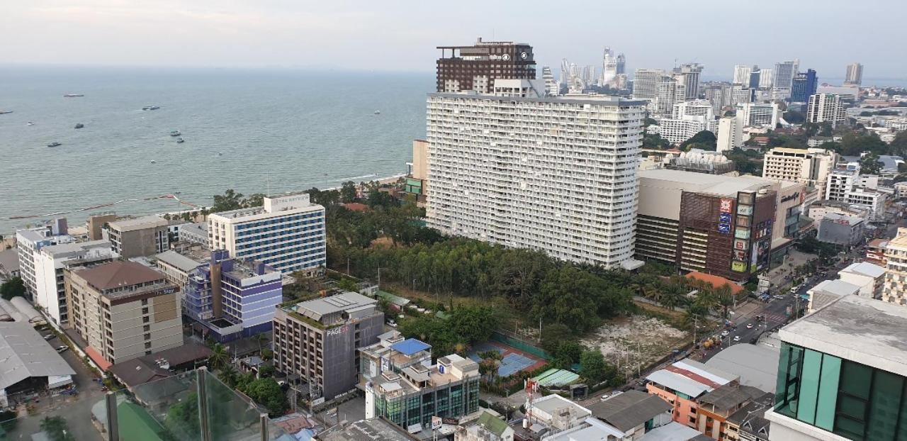 The Base Central Pattaya Quiet King-Bed With Infinity Pool & Free Netflix! Esterno foto